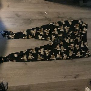 LulaRoe “Disney” castle leggings